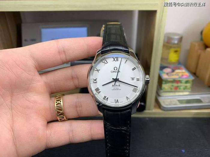 中年男士手表推荐品牌 - 40岁男人戴万国还是欧米茄